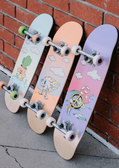 Globe, Kids Grip 95 Mini - Wide - True Friends & Flaming Eye (7.9), , Kids Grip 95 Mini - Wide - True Friends & Flaming Eye (7.9)
